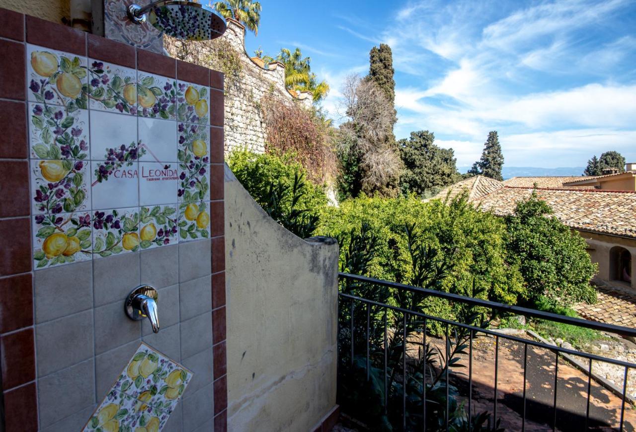 Апартаменты Casa Leonida Таормина Экстерьер фото